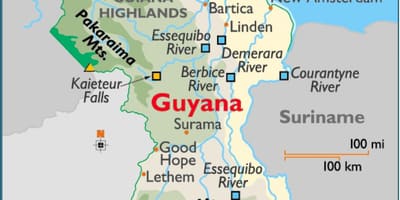 Kart over Guyana viser fjellkjeder